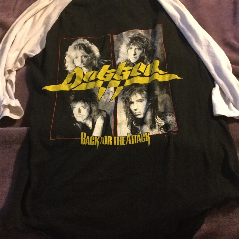 Dokken t-shirt.